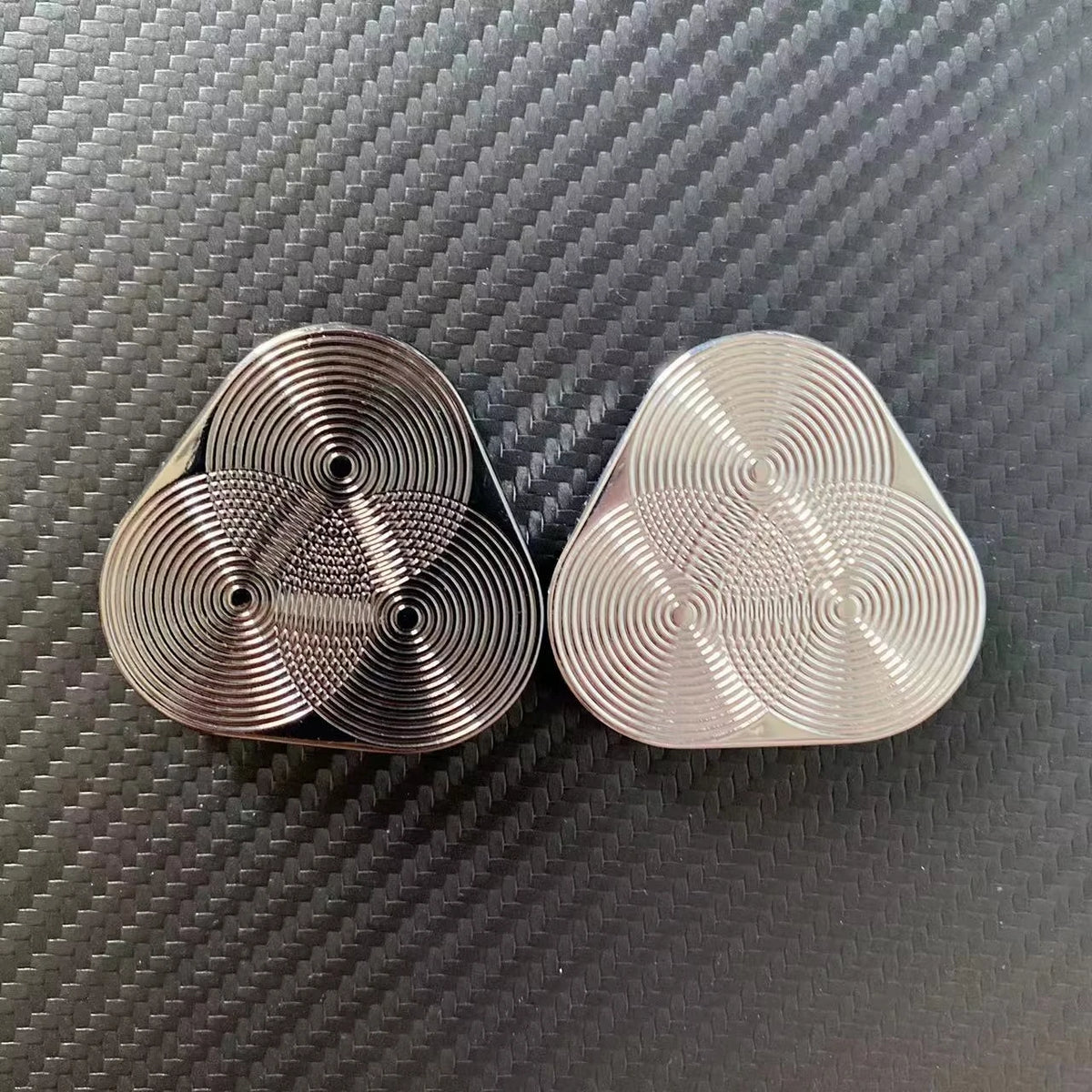 triangle magnetic metal fidget slider - view 5