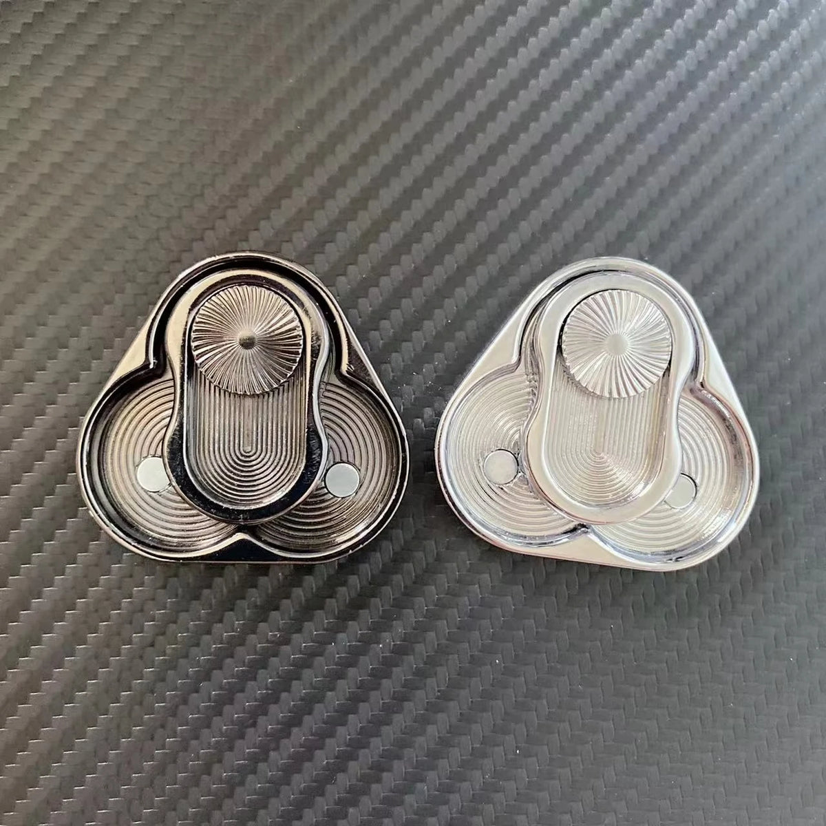 Triangle magnetic metal fidget slider - view 4